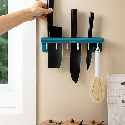 China 2021 New Fashion Multifunctional Kitchen Knife Viable Shelf Kitchen Spoon Shovel Storage Free Punching Rack for sale