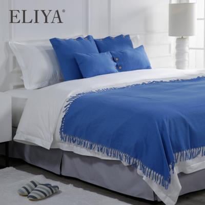 Cina Queen Luxury Hotel Bed Runner And Cushion Folded Standard Size For Linen Decoration in vendita