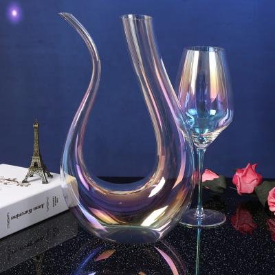 China New Classic/Postmodern Wine Whiskey Decanter Crystal Glass 1200Ml U Shaped Wine Decanter Wholesale Price By for sale