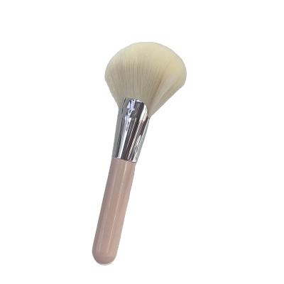 China Single Fan Brush Fan Shape Pink Wooden Handle Makeup Brush Up Ultra Soft Fiber Pink Blusher Powder Cosmetic Brush Up Ladies Metal Luxury OEM for sale