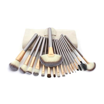 China Angular Blush 18pcs Classic Style Makeup Brush Set Professional for sale