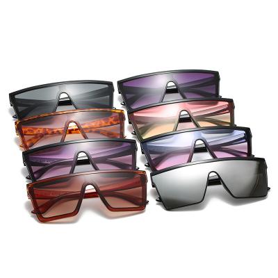 China Big Sun Glasses Women Sunglasses Anti-ultraviolet Shades Women Men Luxury Oversized Square Glass Plastic Sunglasses for sale