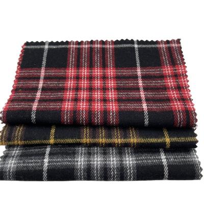 China Breathable factory directly supply polyester cotton yarn dyed fabric 21s plaid twill fabric new shirt abrasive fabric for sale