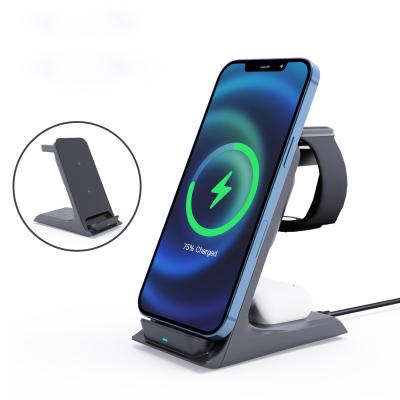 China 2021 QI Wireless Fast Wireless Charging Station Multifunctional Smart Watch Wireless Charger Latest Products for sale