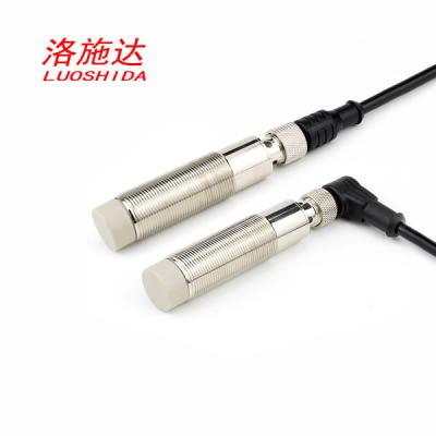 Cina Commutatore induttivo interurbano cilindrico del sensore di prossimità di CC M18 con M12 4 Pin Plug Connector in vendita