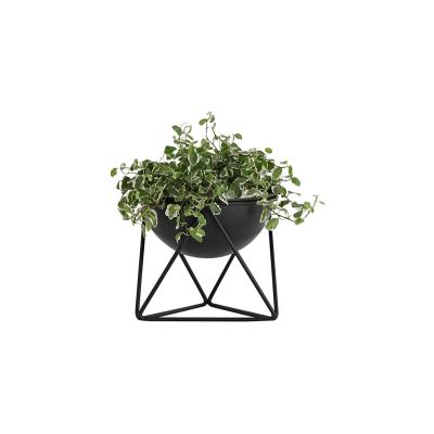 China Nordic Eco-friendly Metal Planter Stand With Plastic Pot Garden Pots Planters Garden Home Plant Pot for sale