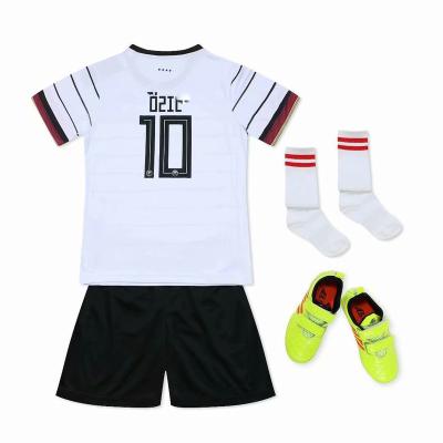 China Wholesale White Striped German Children's Football Shirt Cheap Soccer Uniforms Children's Clothing Sportswear Sets for sale