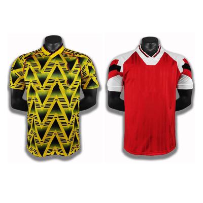 China Wholesale High Qualityimport and Export Sports Materials Retro Soccer Football Jersey Sets Retro Soccer Shirt for sale