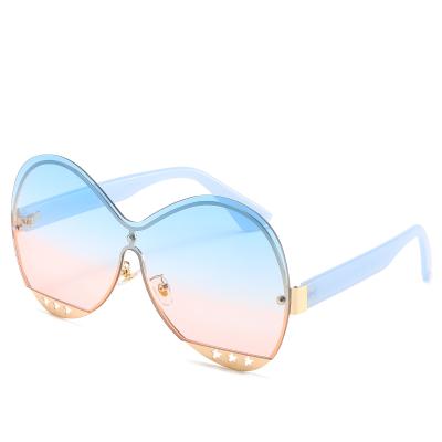 China Fashion Sunglasses Customized Kids Eyewear Trendy Boys and Girls Sun Shading Lovely Jelly Candy Colors Kids Sunglasses for sale