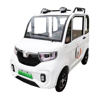 China Popular high quality electric vehicle with solar panel mini electric smart car closed type 350/10 vacuum tires for sale