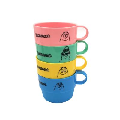 China Sustainable Food Grade Stackable And Reusable Plastic Cup With Handle Plastic Water Cup for sale