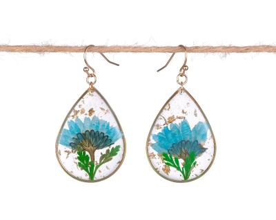 China Other Beautiful Real Flower Resin Handmade Earrings Wholesale Dried Flower Jewelry Earrings for sale