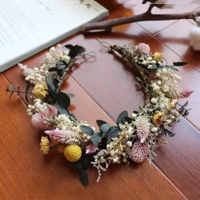 China 2023 New Retro Hair Band Retro Headwear Tourism Floral Bridal Holiday Simulation Floral Headwear for sale