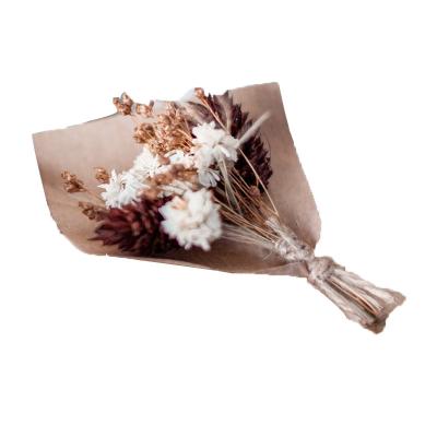 China Wholesale Hot Sale Wedding Bridal Boutonniere Home Large Mini Natural Dried Flowers Wedding Party Shop Decoration Bouquet Arrangement Bouquet for sale