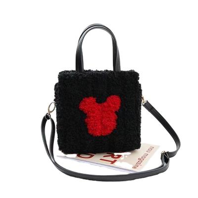 China 2021 Handwoven Suede Autumn And Winter New Fashion Plush Shoulder Messenger Bag for sale