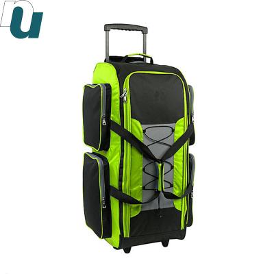 China Lightweight Polyester Timber Travel Luggage Rolling Fleece Duffle Land Wheel Bag for sale