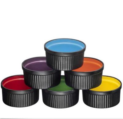 China Sustainable Wholesale Two Tone Small Size Souffle Ceramic Ramekin Baking Dishes for sale