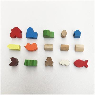 China Contemporary Well-designed Human Shaped Colorful Wooden Chess Pieces Contracted Board Game Chess Pieces for sale