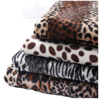 China Waterproof polyester knitted fleece fabric animal printed vlour printed velvet print fabric for sale