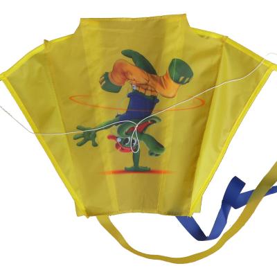 China Cheap advertising sled kites promotion sled kites yellow color polyester pocket promotional kites with opp bags for sale