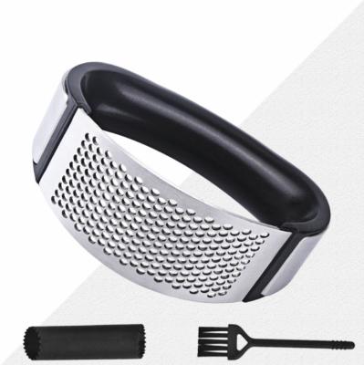 China Viable Yuming Factory Kitchen Accessories High Quality Tools Stainless Steel Ginger Crusher Garlic Press for sale