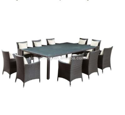 China New Design Modern Outdoor Rattan Garden Furniture Modern Dining Table Set for sale