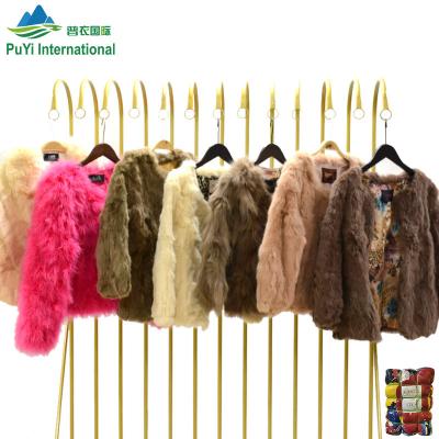 China Artificial Wool Fashion Casual Used Artificial Synthetic Fur Coat Woolen Used Bulk Clothing For Ladies Used Clothing 45Kg Bales for sale