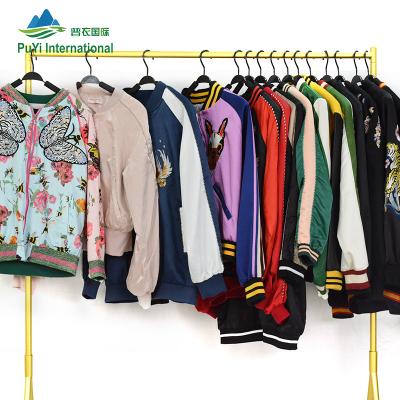 China 2022 Wholesale 100% Cotton Fashion Used Women Baseball Jacket Second Hand Clothes Used Balls Winter Clothes for sale