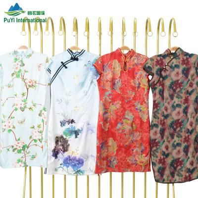 China Qipao Silk Chinese Dress Satin Silk Cheongsam Used Clothes Balls Branded Second-Hand Clothes Wholesale for sale