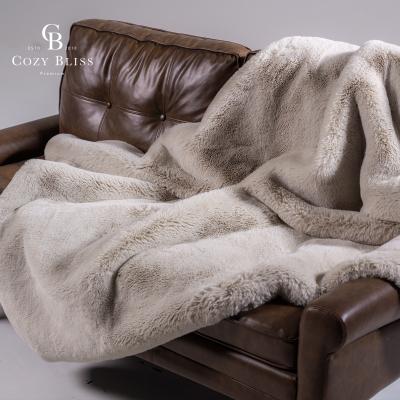 China 100%Polyester Happiness Plush Fuzzy Sofa Bedding Flannel Fleece Fur Throw Blanket Anti-Static Cozy Throw Blanket for sale