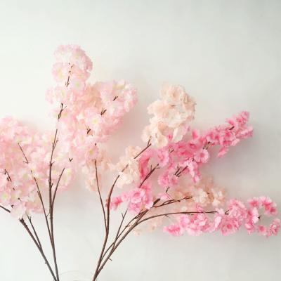 China decorative flowers & Braids SZ0436 Artificial Cherry Flower Silk Sakura Flower Cherry Blossom Wedding Flowers Cherry Bouquet for Home Office Decoration for sale