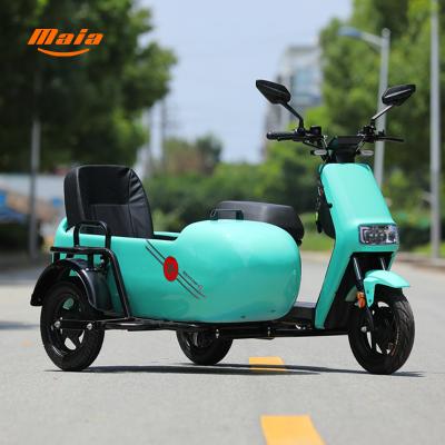 China Widely Used Three Wheel Electric Passenger Beach Tricycles / Resort / Scenic Spot Small Vehicle 60V / 72V With Sidecar for sale