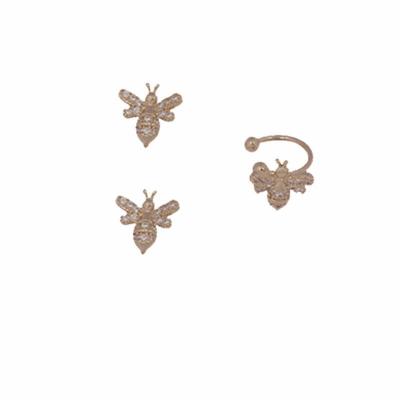 China FASHIONABLE new fashion little bee Earpin Earclip three pieces set female temperament soft earrings without stinks for sale