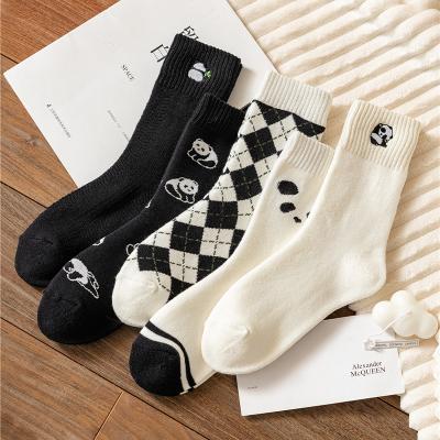 China Good Quality Antibacterial Custom Design Combed Cotton Women Socks for sale