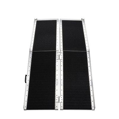 China Durable Aluminum Loading Ramp With Handle Truck Trailer Wheelchair Ramp for sale