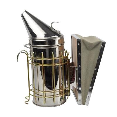 China Farms Beekeeping Equipment Bee Smoke Maker Bee Hive Manual Transmitter Kit Beekeeping Tool for sale