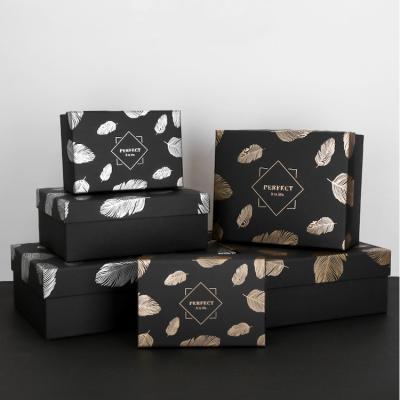 China Handmade Luxury Custom Logo Cardboard Paper Gift Product Box Packaging Printed Empty Carton Package for sale