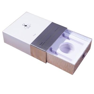 China Recycled Materials Luxury White Card Paper Wholesale Drawer Boxes Paper Packaging For Lip Gloss Cosmetics Set Package With Foam Insert for sale