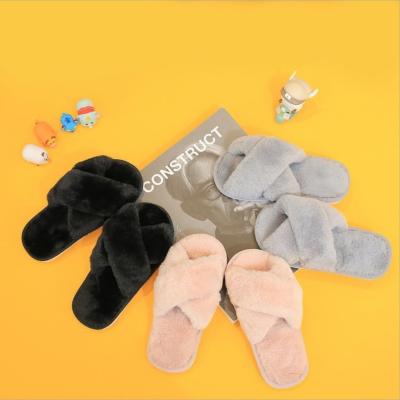 China Winter Kids Breathable Fur Slippers Faux Fur Home Indoor Slipper for sale