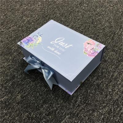 China Handmade Elegant Foldable Packaging Wedding Gift Boxes Back Pillows Gift Boxes With Ribbon for sale