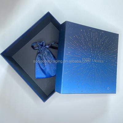 China Recycled Materials Luxury Custom Logo Stamping Cosmetic Packaging Box Magnetic Paper Gift Box For Skincare Packaging With Pouch for sale