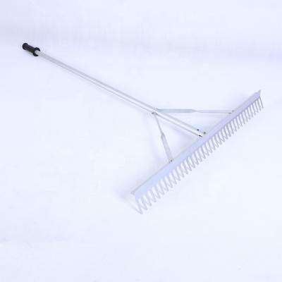 China Heavy Duty Garden Rake Garden Rake Farm Tools Floating Weed Lake Rake with 5' Extension Aluminum Handle for sale