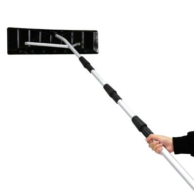 China Telescopic Garden Shovel Winter Snow Tools Roof Snow Pusher With Plastic Shovel Head for sale