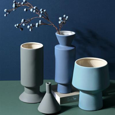 China Decor Modern Industrial Style Ceramic Vases For Home Decor for sale