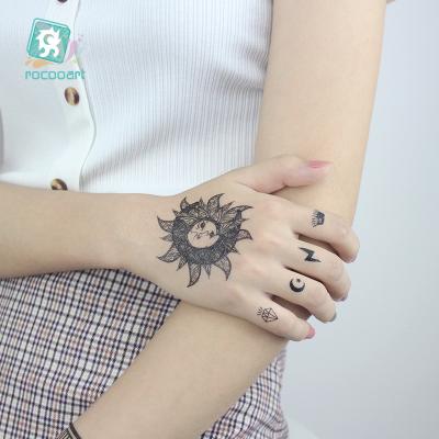 China Retro Pattern Temporary Waterproof Tattoo Stickers On The Back Of The Hand Are Fashionable Exotic Tattoo Stickers Flower Temporary Tattoo for sale