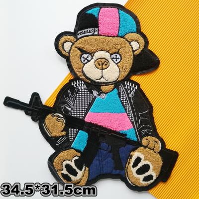 China Gun Viable Patch Big Bear Embroidery GUGUTREE Cartoon Animal Badges Applique Patches For Apparel DX-9 for sale