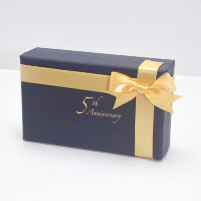 China Recycled Materials Custom Paper Gift Box For Gift Box Packaging With Lids for sale