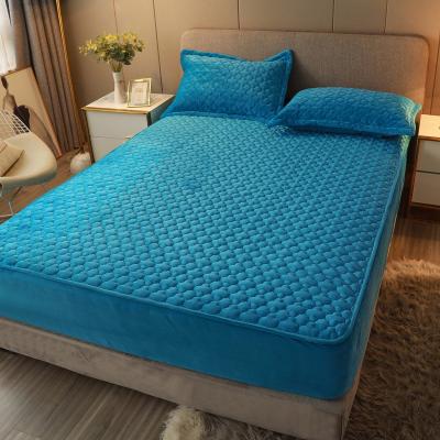 China Durable Luxury Designers Sheets Bedding Set Quilting Wholesale Bedding Bedspreads for sale