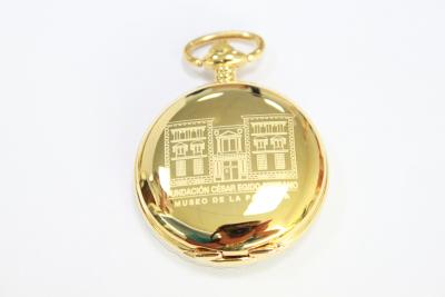 China Vintage Large Face Gold Pocket Watches Quartz Stainless Steel Back for sale