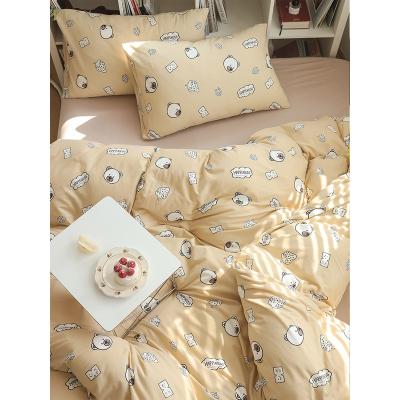 China Nondisposable Factory Direct Bedspread Cartoon Bear Printed Single Linen Queen Sheets Bedding Sets for sale